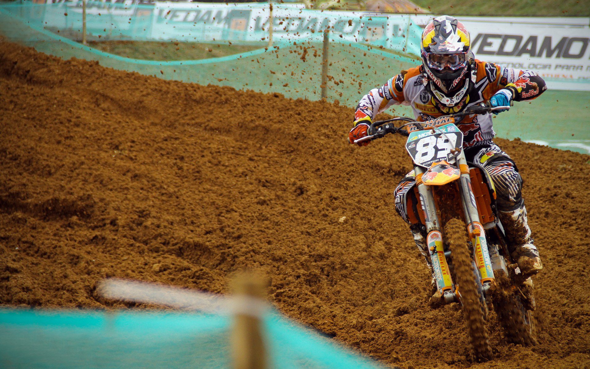 中国跳水队包揽世界杯三金 小将全红婵再现水花消失术